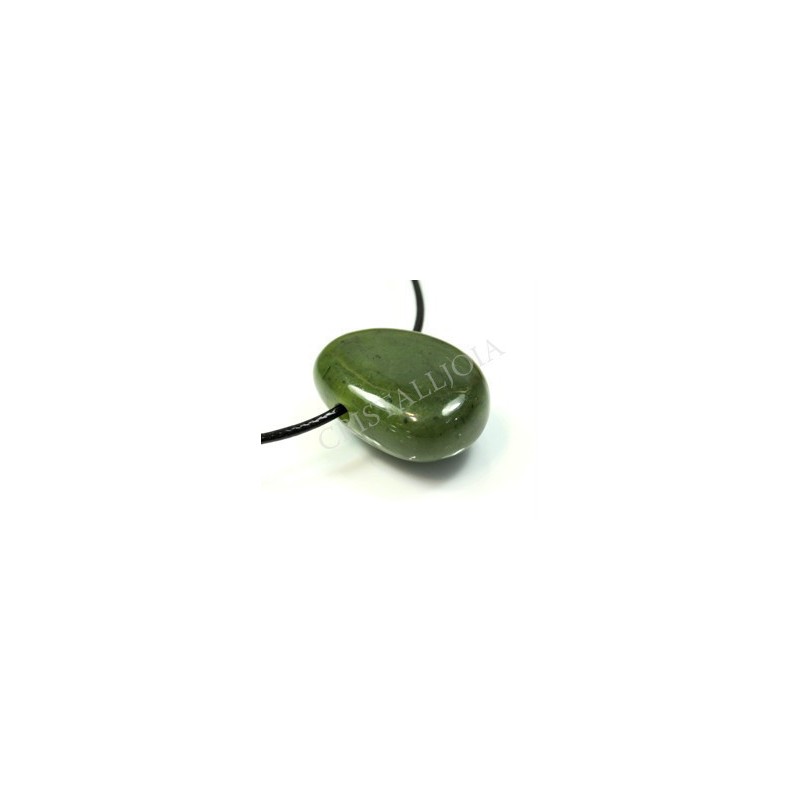 Jade nefrita colgante rodada oval con agujero