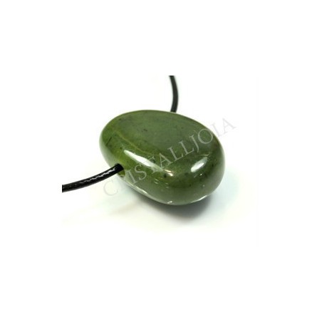 Jade nefrita colgante rodada oval con agujero