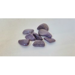Canto rodado de jade violeta