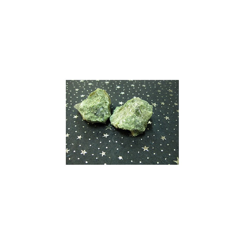 Cromodiópsido mineral bruto 4e