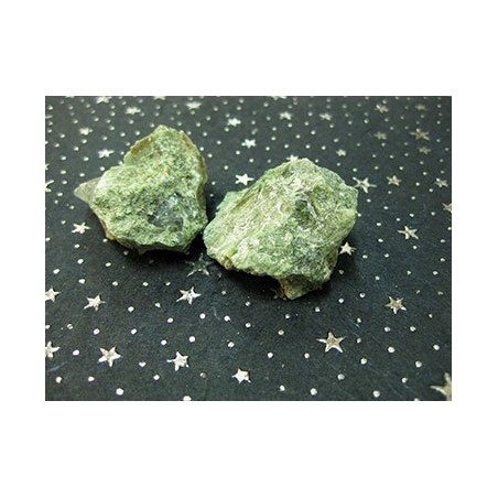 Cromodiópsido mineral bruto 4e