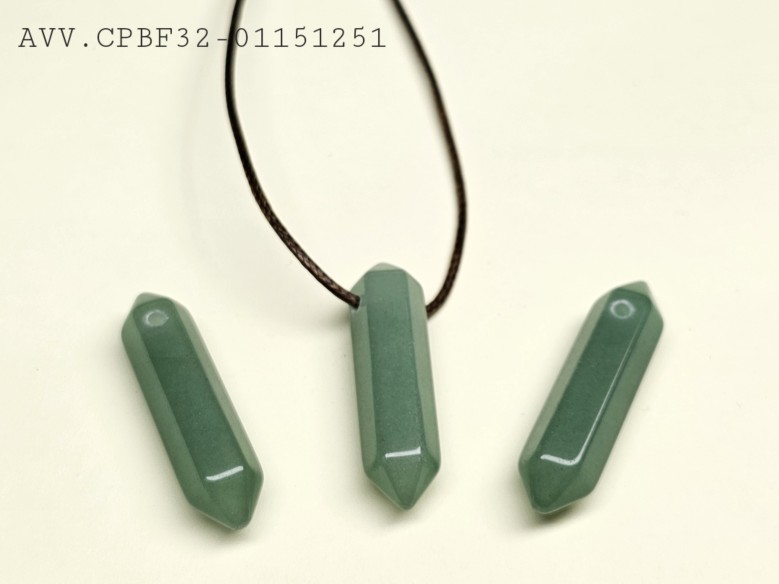 Colgante punta biterminada mineral aventurina verde