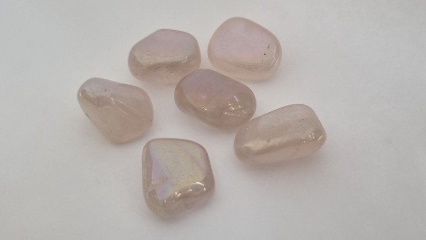 Canto rodado de cuarzo rosa aqua aura tamaño 1