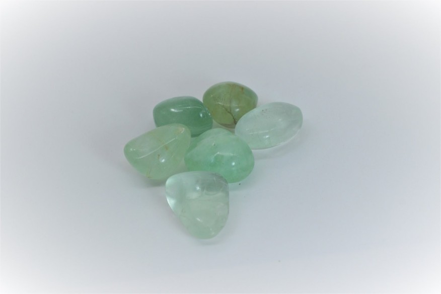 Canto rodado de fluorita verde tamaño 4