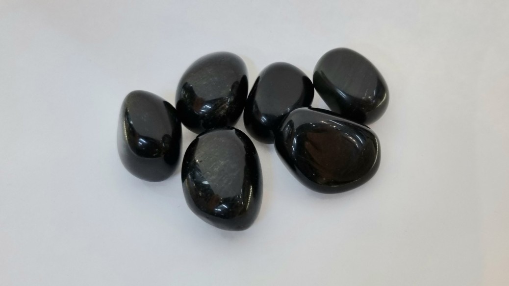 Canto rodado de obsidiana dorada tamaño 1
