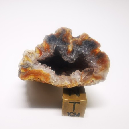 Geodiña de ágata - mineral en bruto
