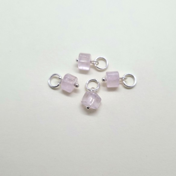 Colgante disco triángulo 4*7mm de cuarzo rosa