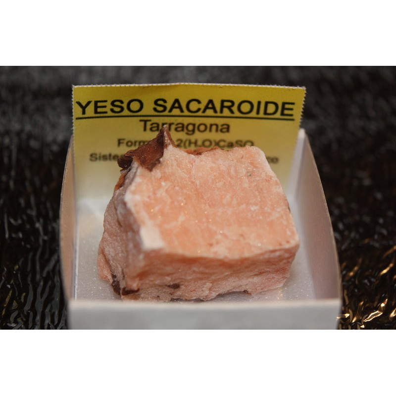 Mineral de colección 4x4 yeso sacaroide