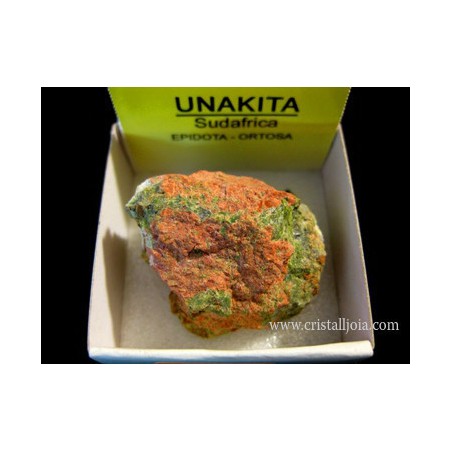 Mineral de coleccion 4x4 unakita