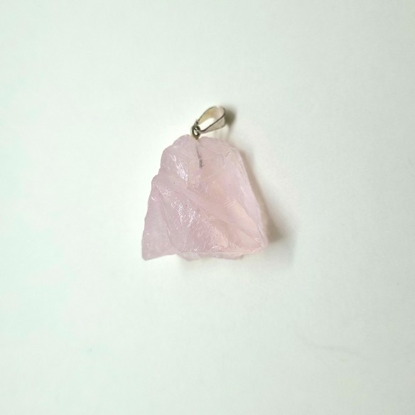 Colgante mineral en bruto en plateado tamaño 2 de cuarzo rosa