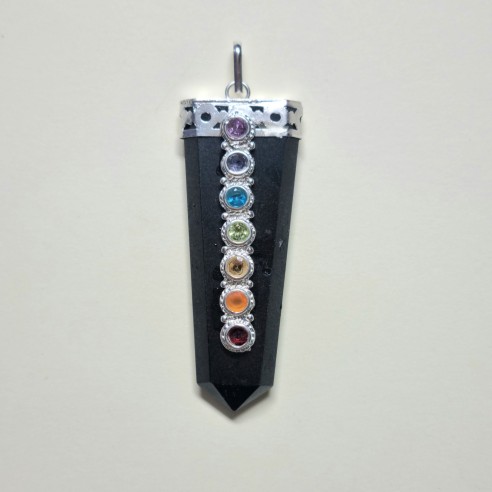 Colgante punta turmalina con cabujones chakras lapidados