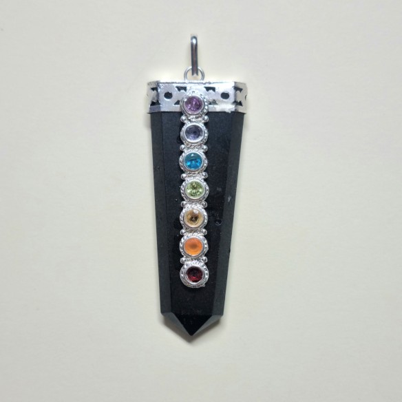 Colgante punta turmalina con cabujones chakras lapidados