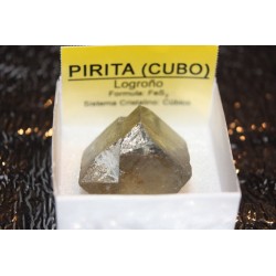 Mineral de colección 4x4 pirita cubo
