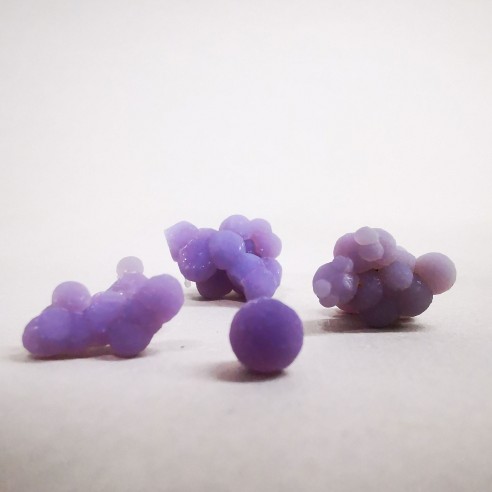 Grape chalcedony mineral for collection – Indonesia