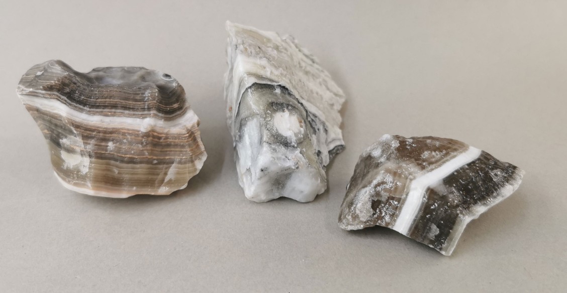 Zebra calcite mineral for collection – Mexico at Cristalljoia