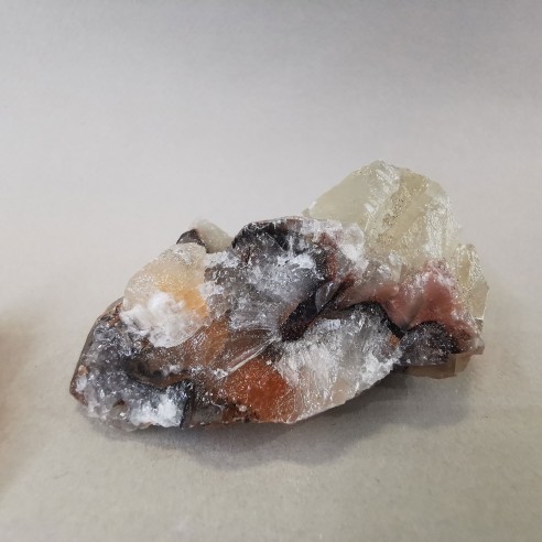 Tricolor calcite mineral for collection – Mexico at Cristalljoia