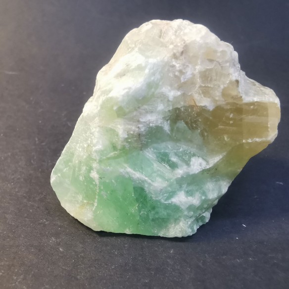 Green calcite from Argentina mineral for collection – Argentina