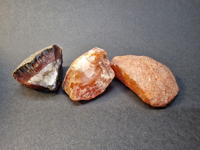Carnelian mineral for collection – Brazil at Cristalljoia