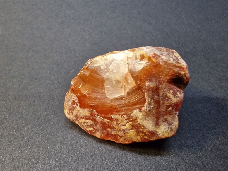 Carnelian mineral for collection – Brazil at Cristalljoia
