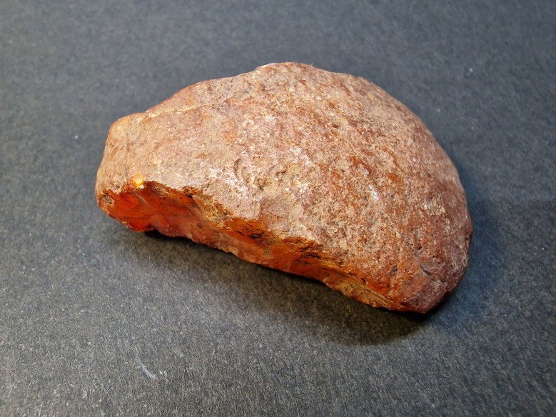 Carnelian mineral for collection – Brazil at Cristalljoia