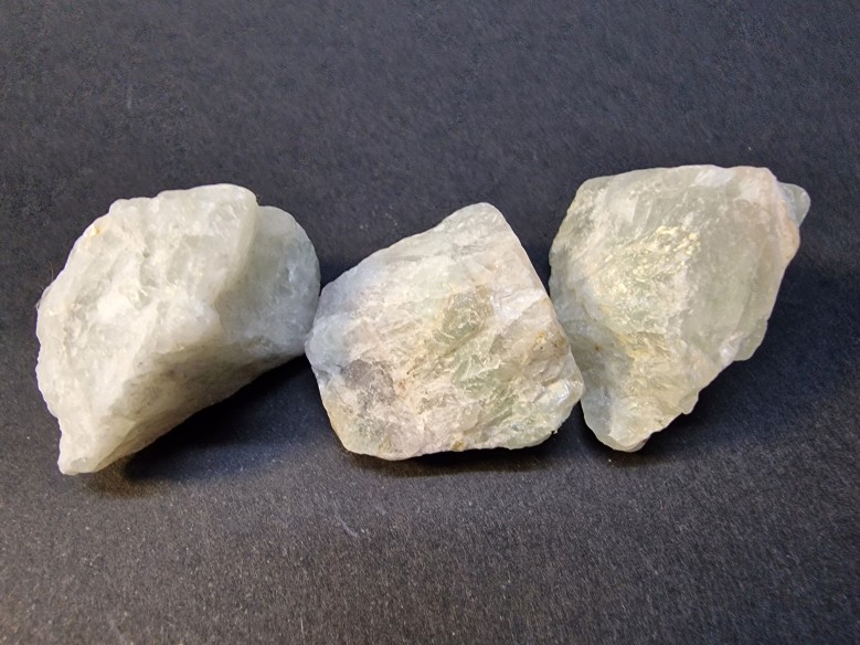 Green fluorite mineral for collection – China at Cristalljoia