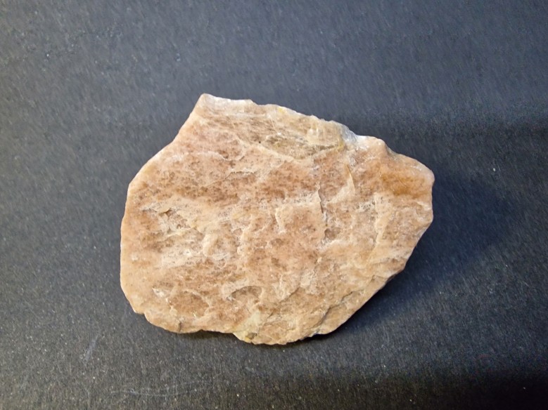 Pink feldspar mineral for collection – Spain at Cristalljoia