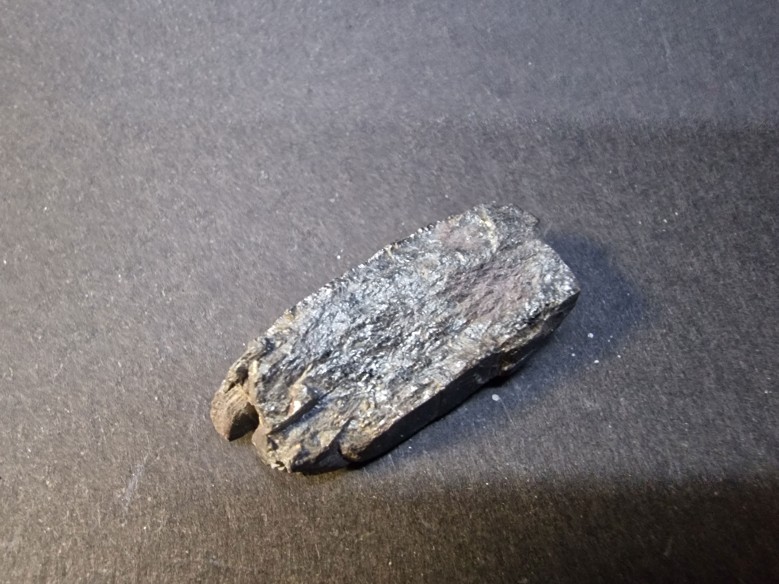 Crystalline hematite mineral for collection – Brazil