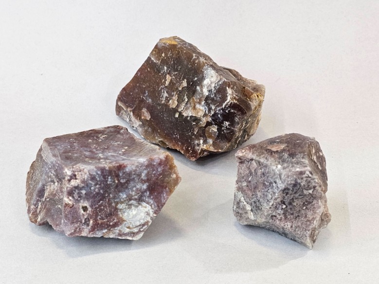 Lilac jasper mineral for collection – Brazil at Cristalljoia