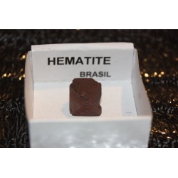 Mineral de colección 4x4 hematita octaedro