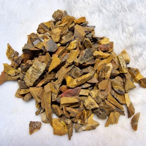 Mineral mini de olho de tigre na Cristalljoia Barcelona