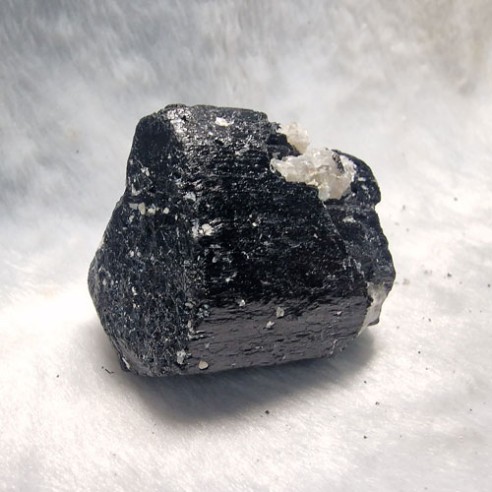 Punta natural de turmalina negra