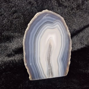 Subtle elegance with a beautiful touch, agate stone ending