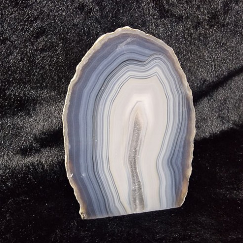 Subtle elegance with a beautiful touch, agate stone ending