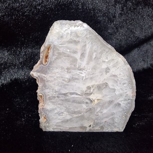 Subtle elegance with a beautiful touch, agate stone ending
