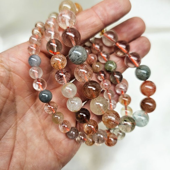 Pulsera de bolas de cuarzos rutilados variados de 8 mm