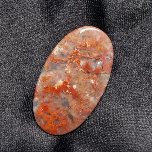 Cabujón oval de ágata musgo roja