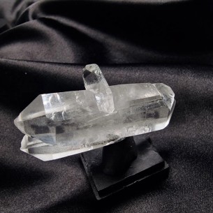Fused twin master quartz. Two quartz crystals joined