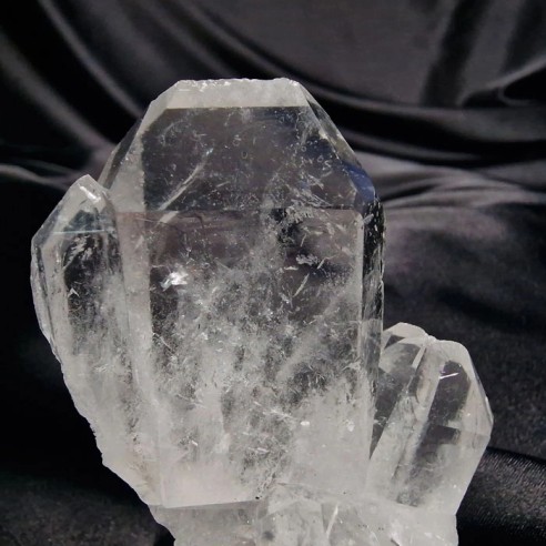 Tabular master quartz. It’s a point that ends in a straight line