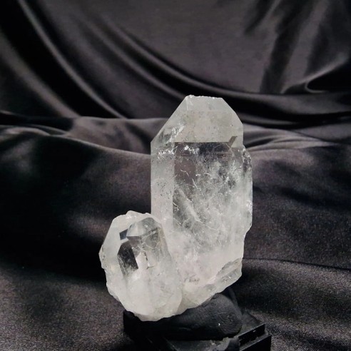 Tabular master quartz. It’s a point that ends in a straight line