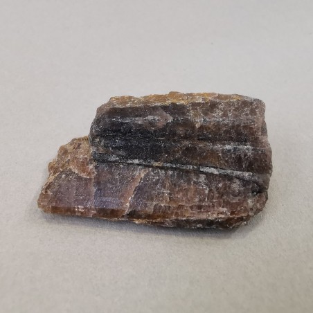 Andalucita- mineral cristalizado