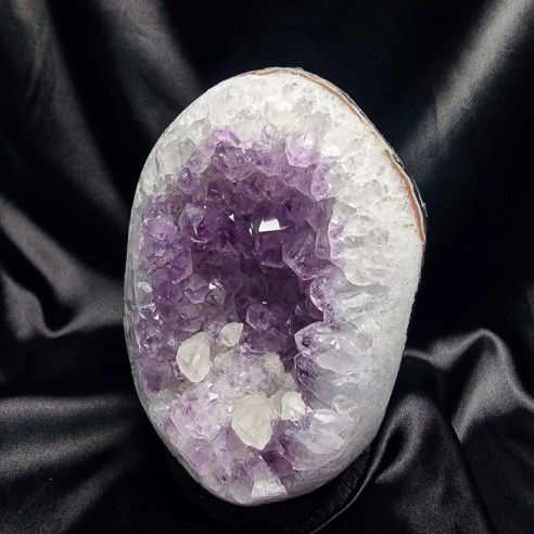 Amethyst Druze with Calcite Crystals. Highly valued by collectors