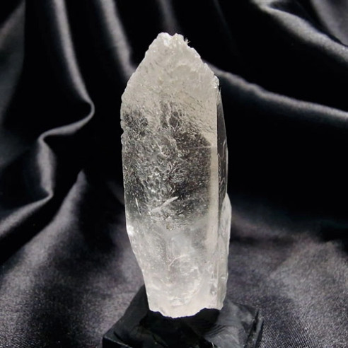 Trigonal master quartz. Distinguished by its small little tips