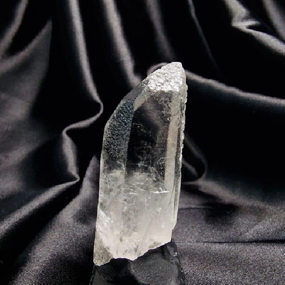 Trigonal master quartz. Distinguished by its small little tips