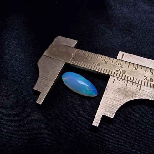 Australian Opal Cabochon Oval 9x12 mm – Natural Gem of Collection