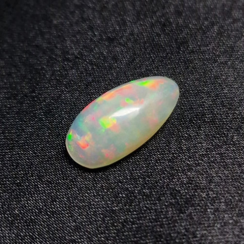 Òpal Australià Caboixó Oval 8x17 mm. Gemma natural de col·lecció