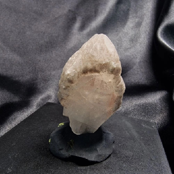Punta natural de cuarzo litio