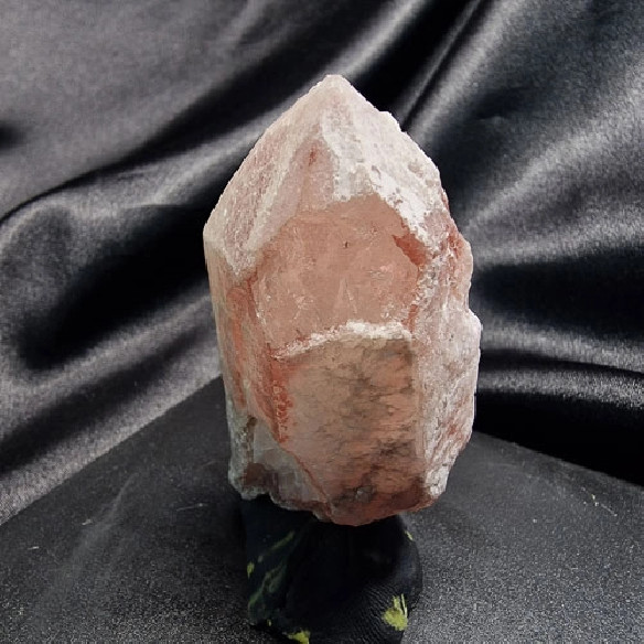 Punta natural de cuarzo litio