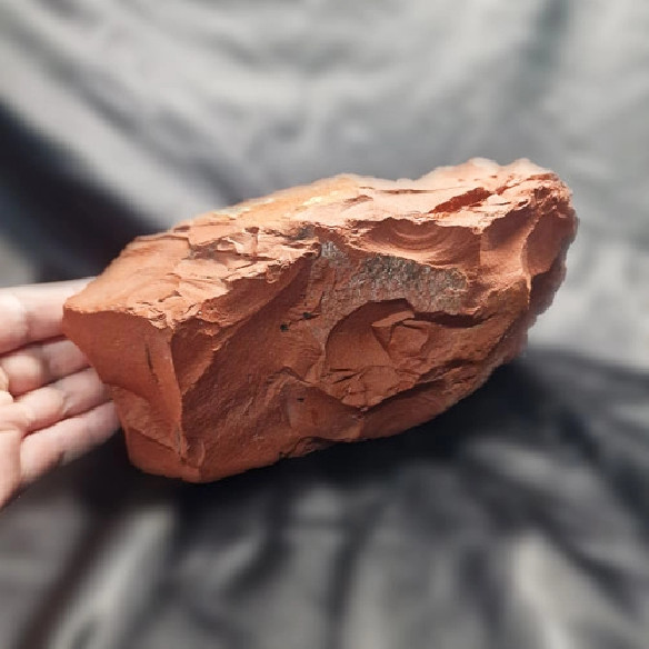 Jaspe rojo natural, pieza de 3,7kg, piedra noble