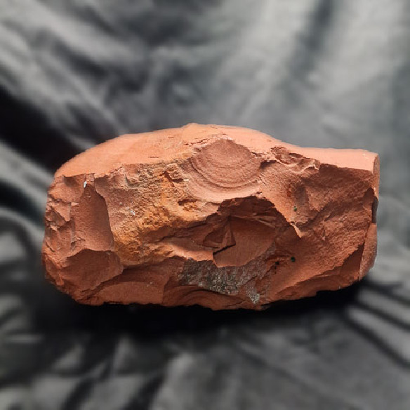 Jaspe rojo natural, pieza de 3,7kg, piedra noble