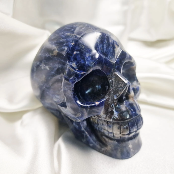 Sodalite skull figure. The skull evokes memory